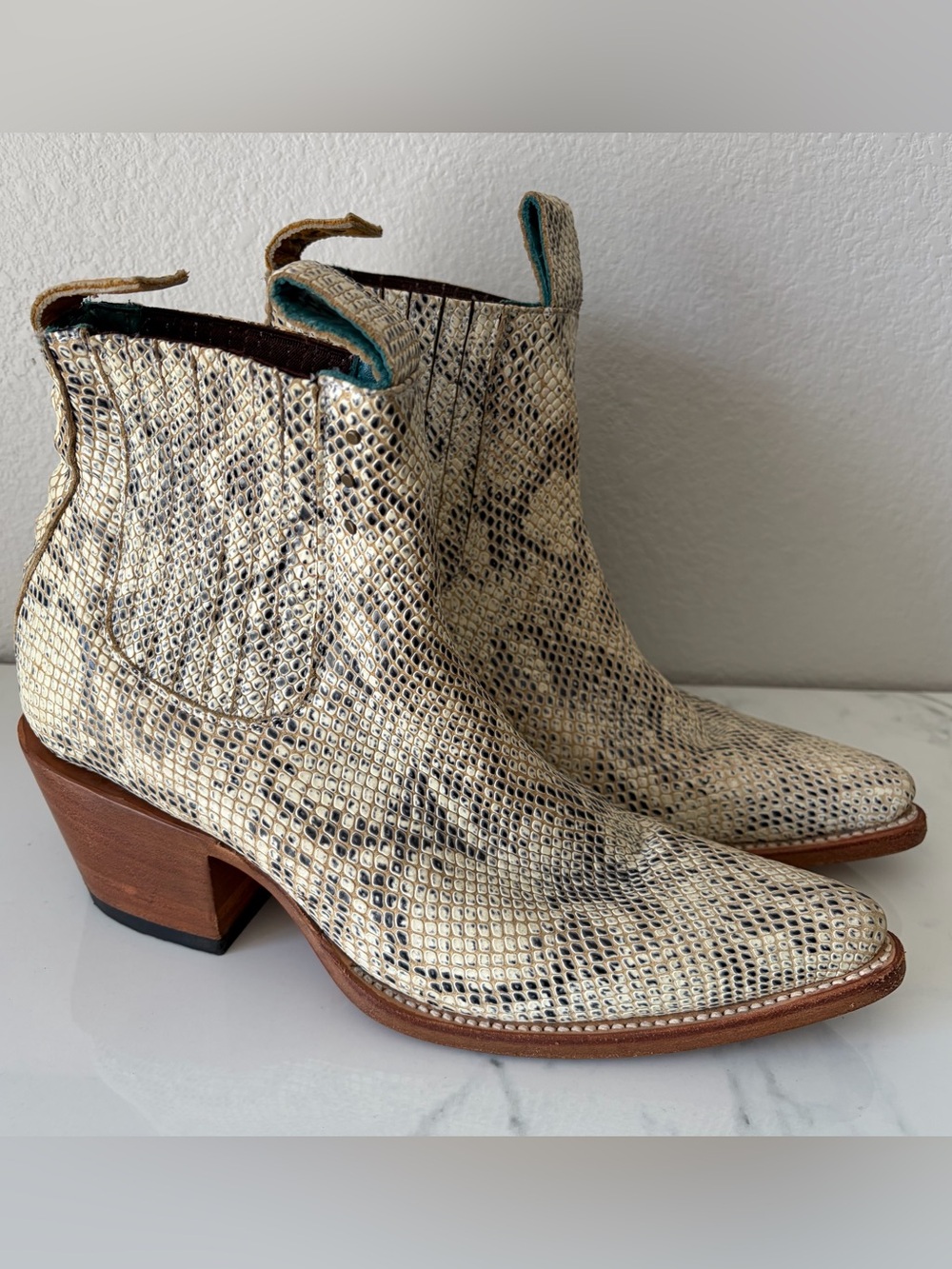 PS Kaufman No.1001 FREEWAY Chelsea Boots Womens Size 9 Serpentine Python